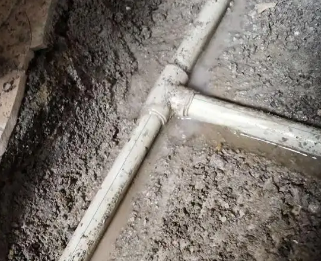 察哈尔右翼后漏水维修电话